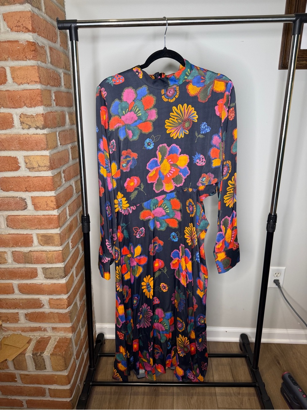 NWOT Farm Rio Lily’s Garden Floral Cutout High-Neck Midi Dress Black Multicolor - Picture 2 of 10